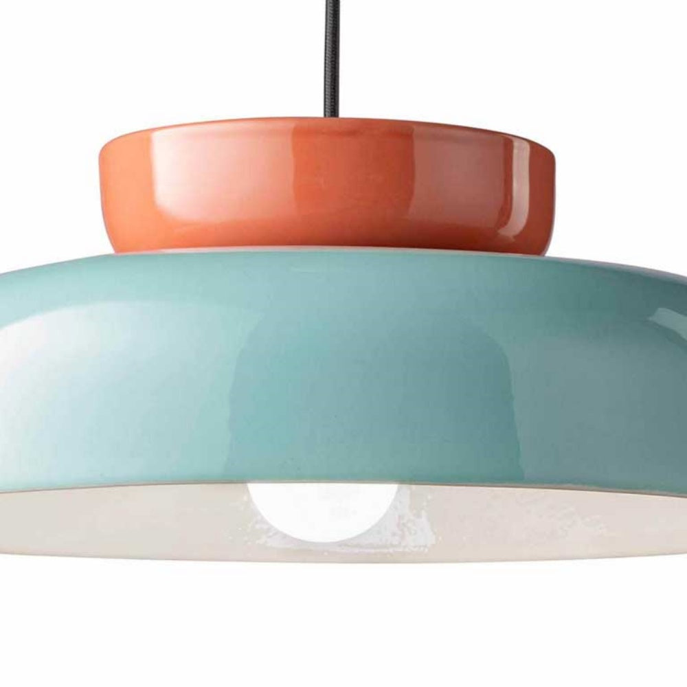 Détail de la suspension lumineuse en céramique colorée Faelyraen Macaron (2).webp__PID:900826b2-6e25-49eb-b665-6acc513ce951