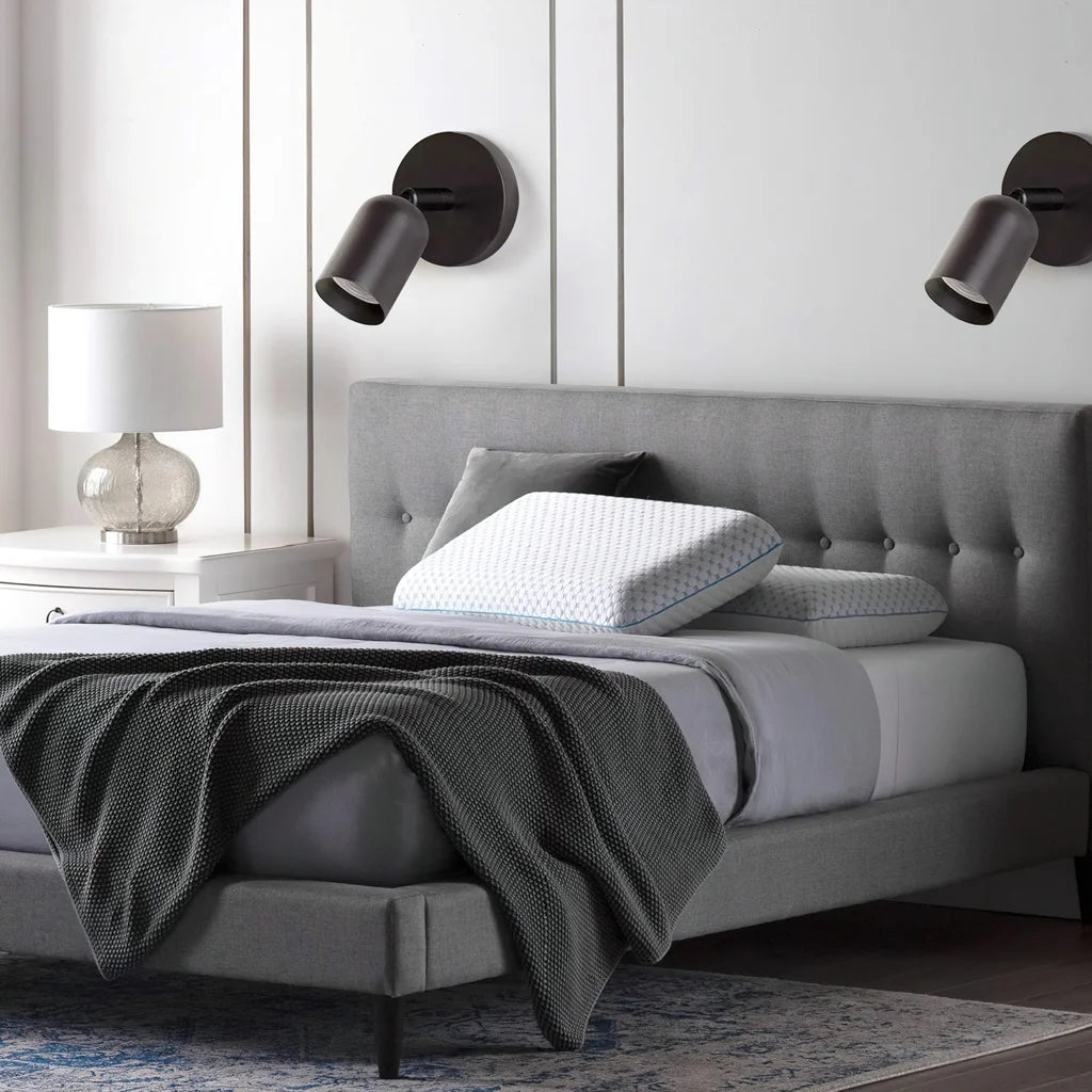 Lampada da comodino Ares Solid Color10.webp__PID:7c1f6df3-f231-4fac-b4ff-caff3a58db1b