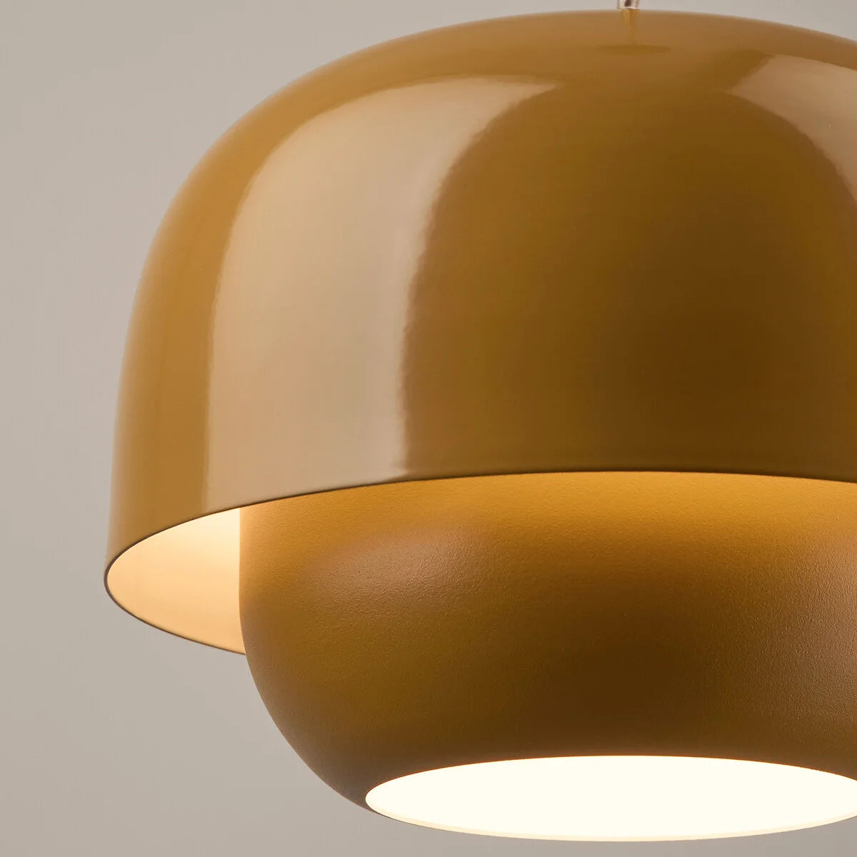 Cyclopes Modern Dome Colorful Metal Pendant Light (21).webp__PID:516d46c8-a1da-4707-b245-f7c31a6569f6