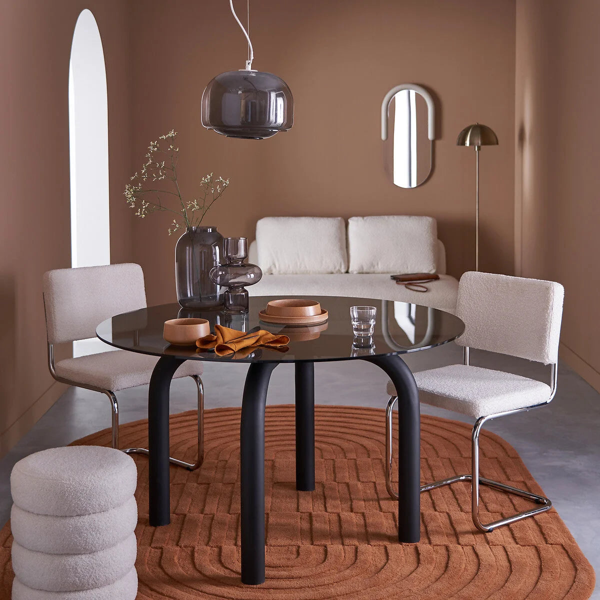 Suspension ronde en verre coloré Sanae Nordic (4).webp__PID:877d43bb-900c-42b0-98f0-4d415c20e371