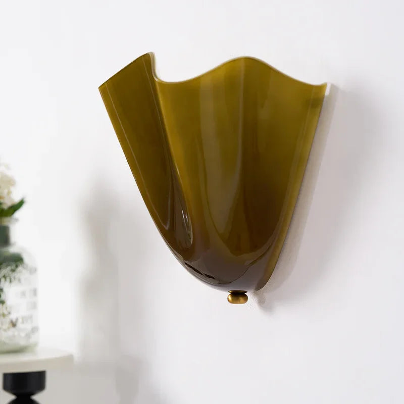 Beatrice Wandleuchte aus Muschelglas im Mid-Century-Modern-Stil (40).webp__PID:5a05faf5-866c-44e1-9434-1310aeb3582e