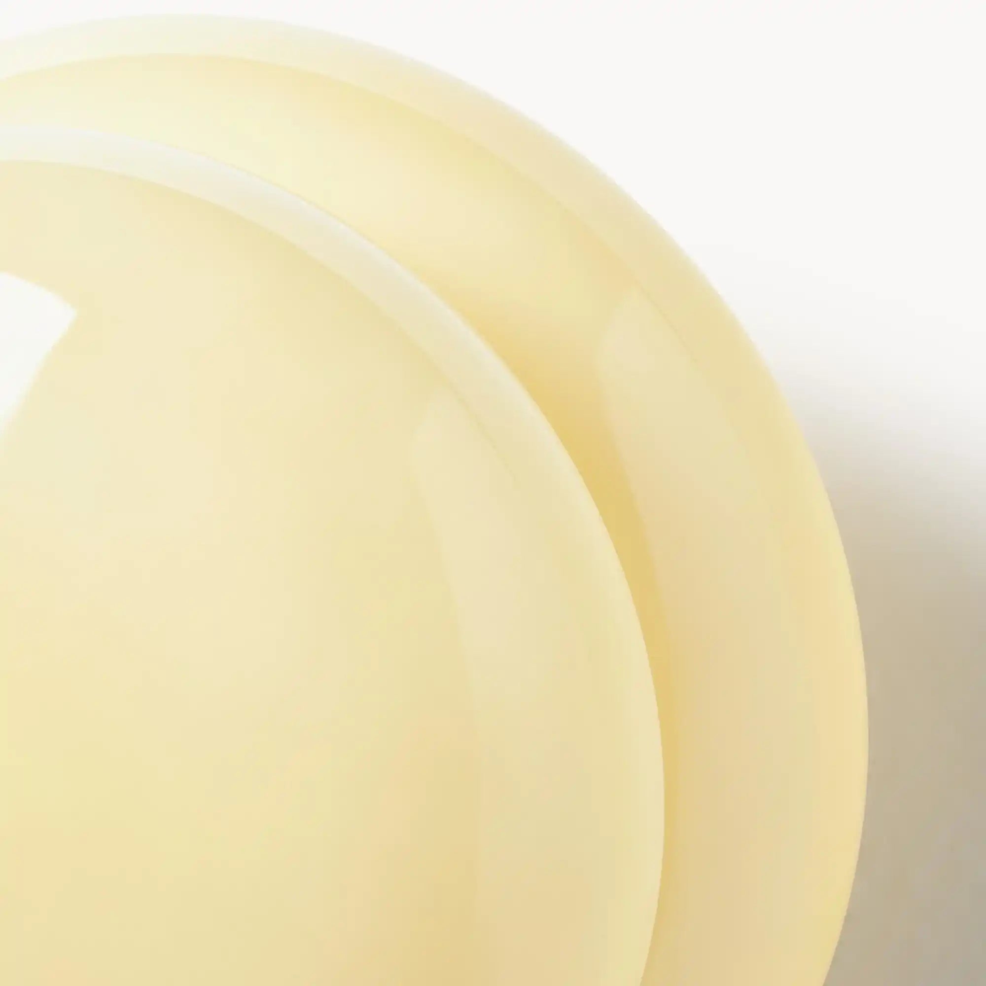 Kinkiet Pyris Opal Glass-5.webp__PID:73d9049d-0190-4086-92a9-1fb6ea1478b1