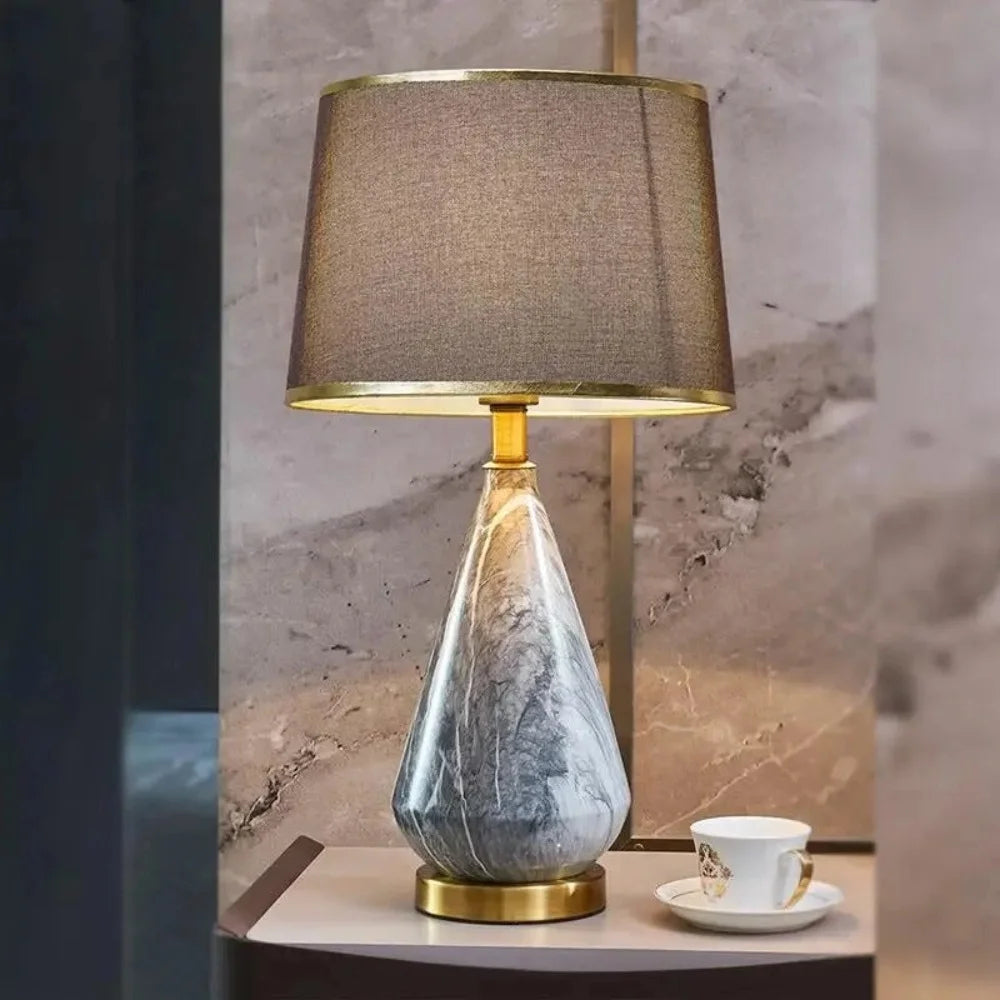 Lampe de table en céramique vintage Una (7).webp__PID:23d202aa-56f5-4b48-955f-55e9ac9b76c5