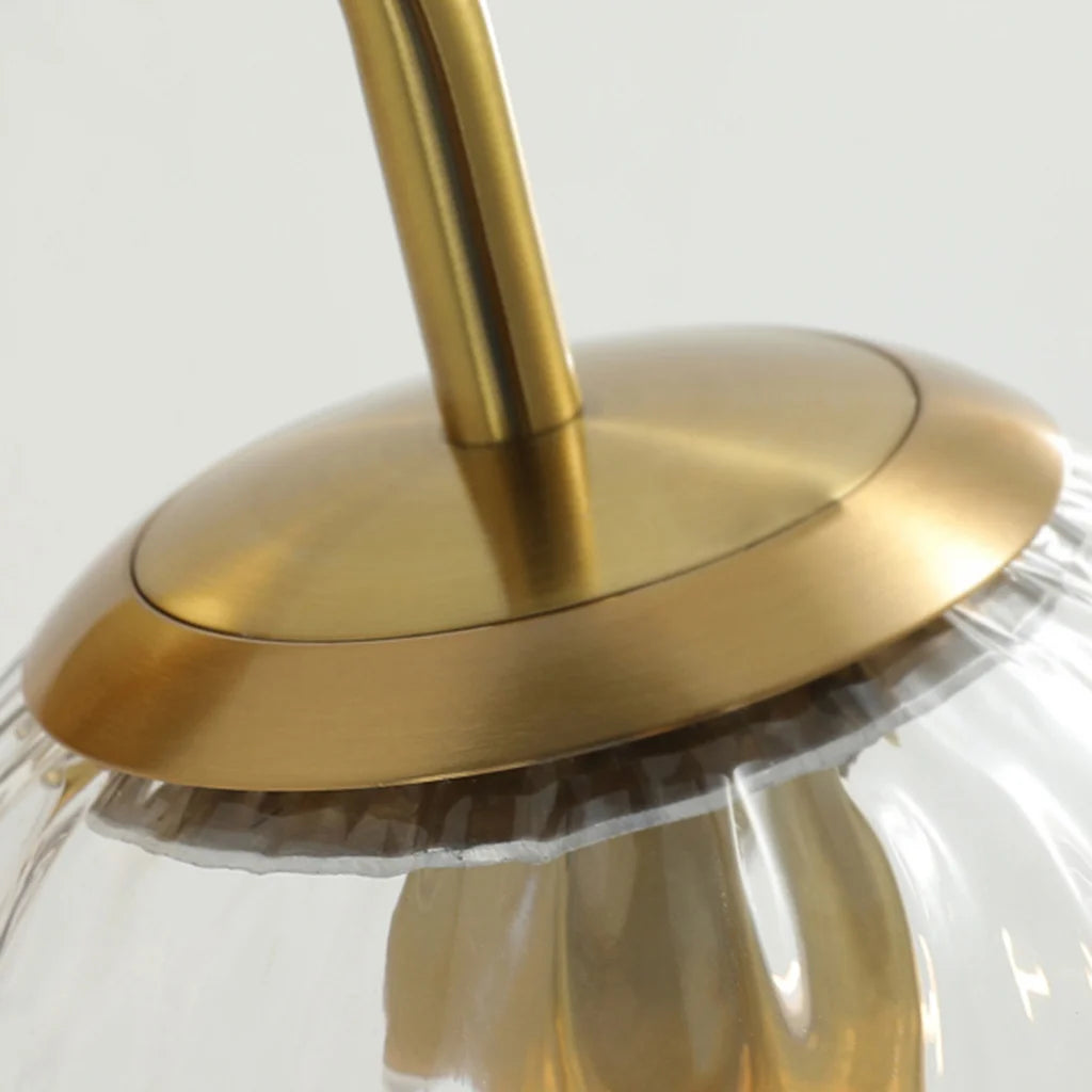 Magnus-Glass-Globe-detail-3.webp__PID:9b608bb9-7dfb-4c28-913f-8ffbe891ca83