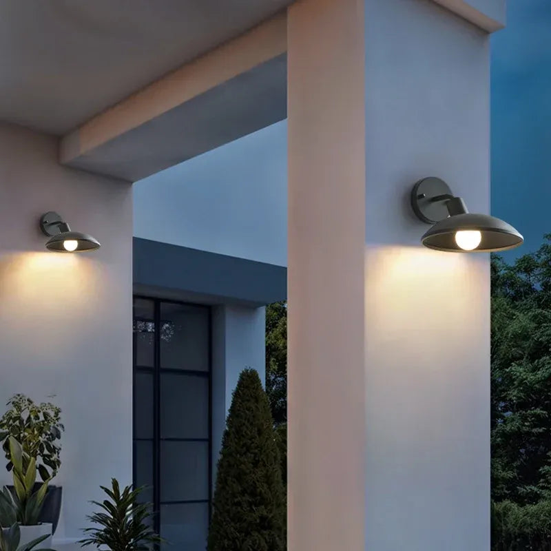 Ethan Minimalist Round Outdoor Metal Wall Sconce3.webp__PID:70cd21de-2623-466a-9c02-6498c36898cd