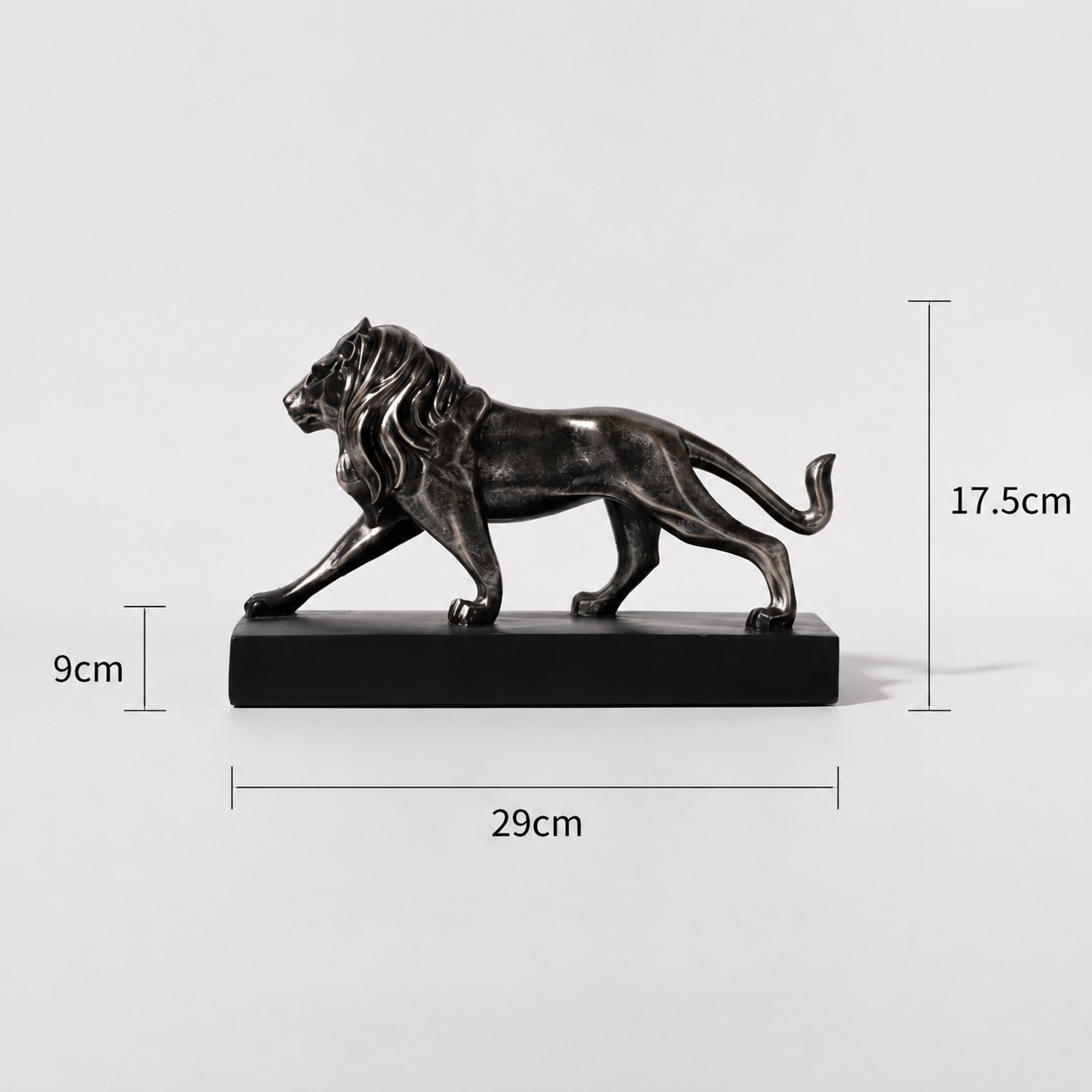 Dimension diagram for Graham resin lion tabletop sculpture