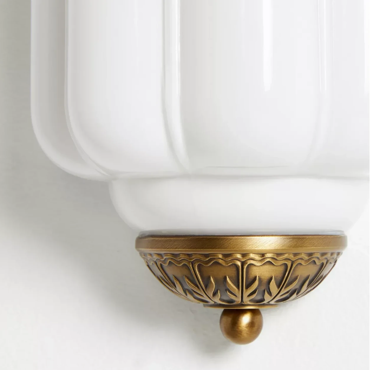 Calynis brass lower cap detail