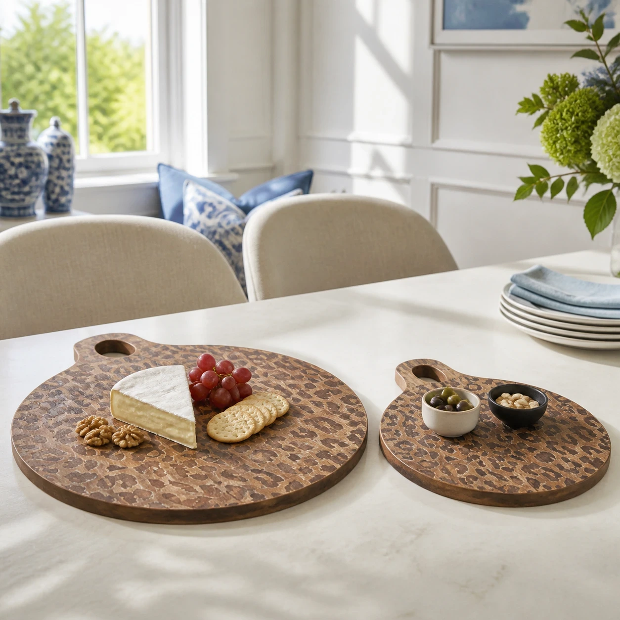 Large and small Powell boards set for casual dining