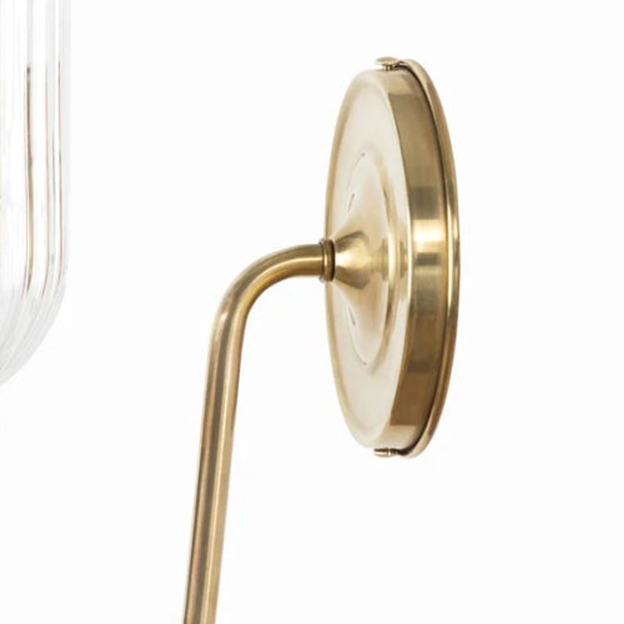 Close view of the Menae round backplate and arm joint