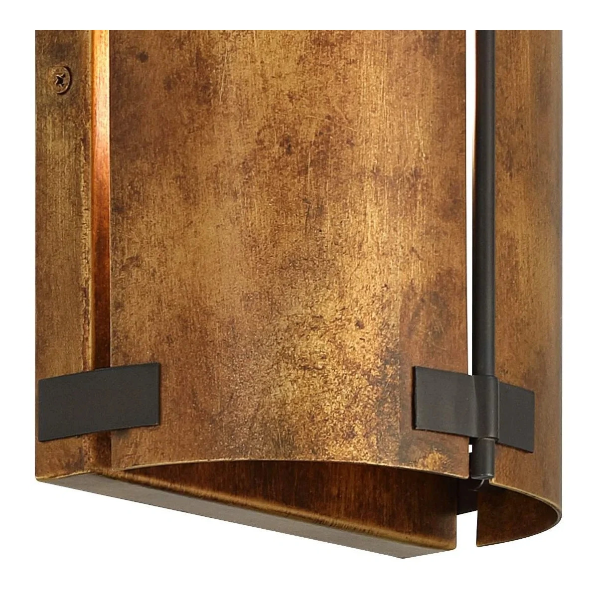 Curved lower edge