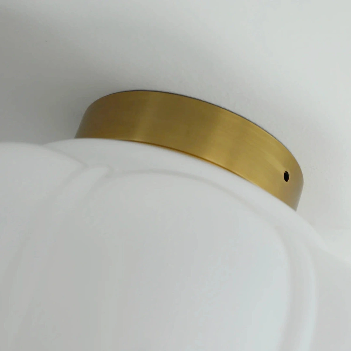 Ribbed Cream Glass