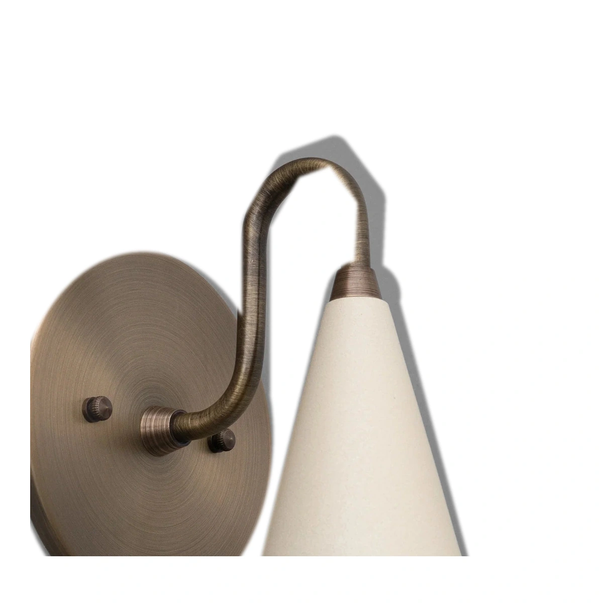 Curved neck